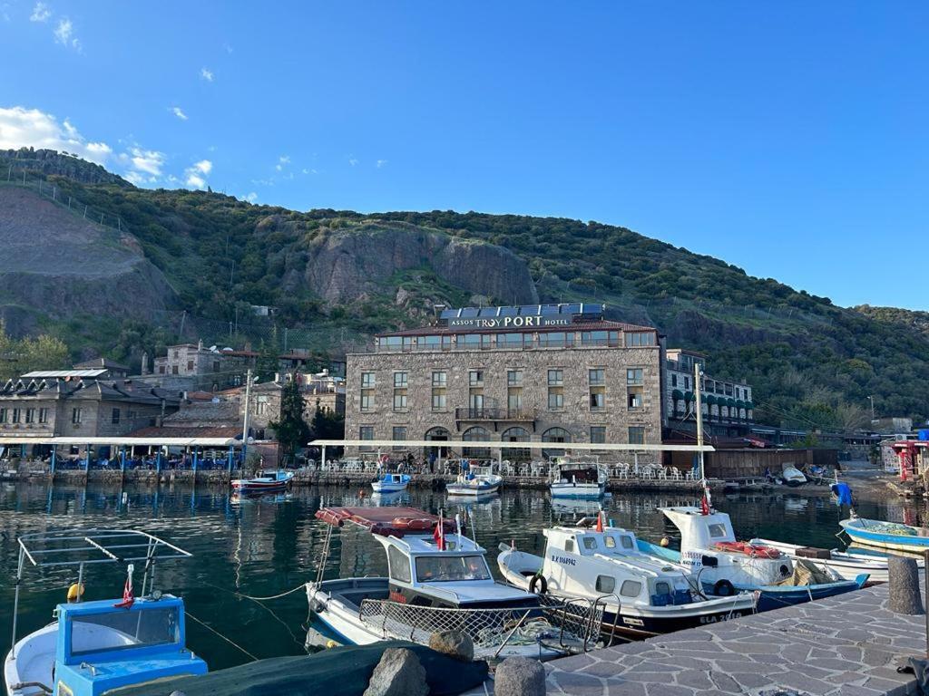 Assos Troy Port Hotel Kültér fotó